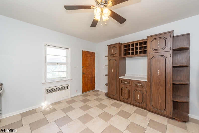 303 Eastern Parkway Newark NJ 07106