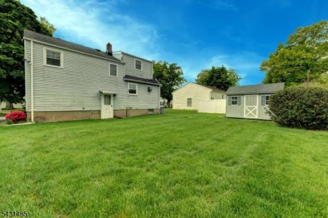 8 Duncan Avenue Pequannock NJ 07440
