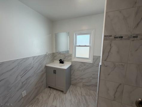 1127 Earle Place Plainfield NJ 07062