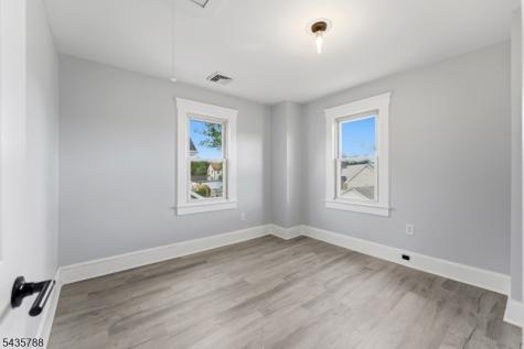 11 Jean Court Woodbridge NJ 07095