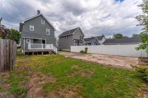 11 Jean Court Woodbridge NJ 07095
