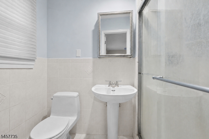 2 Tanglewood Drive East Hanover NJ 07936