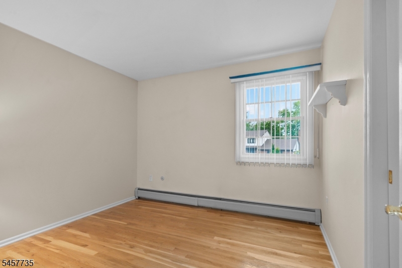 2 Tanglewood Drive East Hanover NJ 07936