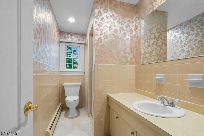 2 Tanglewood Drive East Hanover NJ 07936