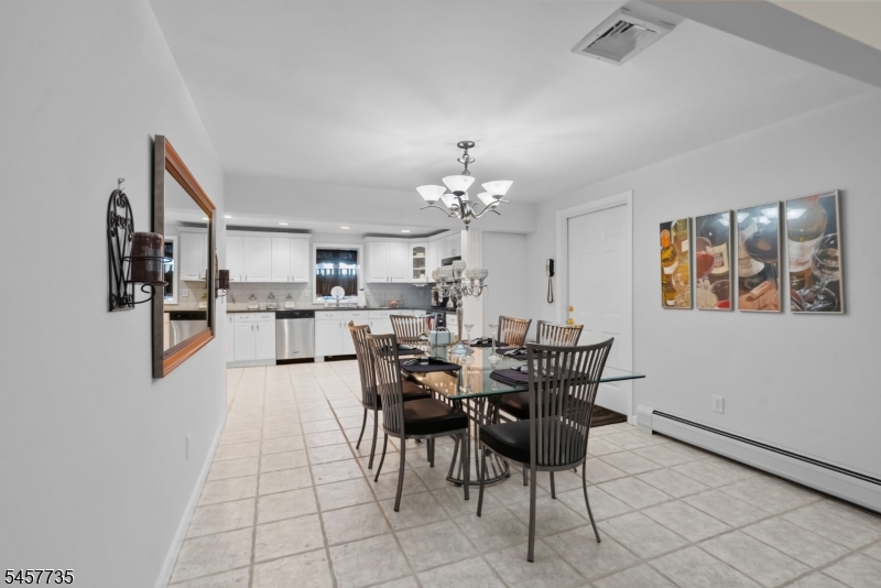2 Tanglewood Drive East Hanover NJ 07936