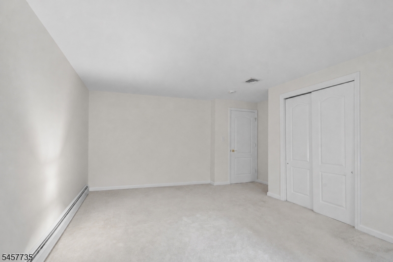 2 Tanglewood Drive East Hanover NJ 07936