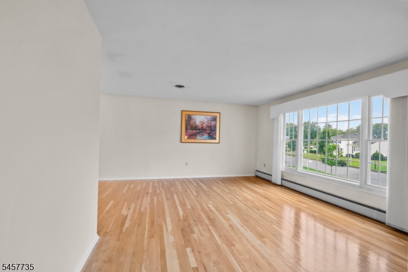 2 Tanglewood Drive East Hanover NJ 07936