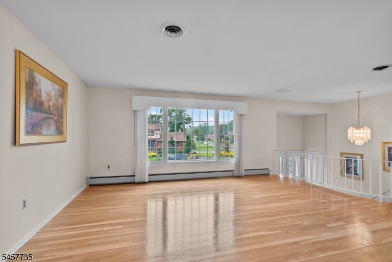 2 Tanglewood Drive East Hanover NJ 07936