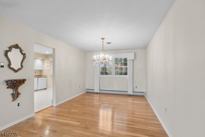 2 Tanglewood Drive East Hanover NJ 07936