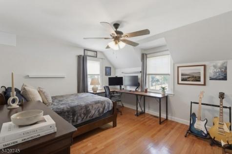 2 Lloyd Place Belleville NJ 07109