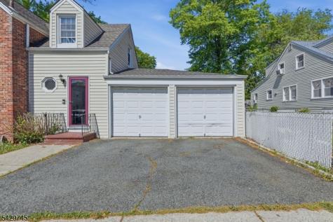 2 Lloyd Place Belleville NJ 07109
