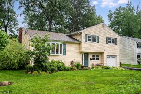 49 Crestmont Road West Orange NJ 07052