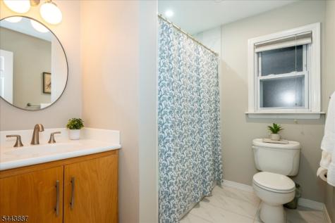 49 Crestmont Road West Orange NJ 07052