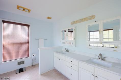 7 Newell Street Hillsborough NJ 08844
