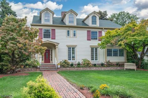 12 Melrose Place Montclair NJ 07042