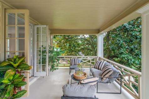 12 Melrose Place Montclair NJ 07042