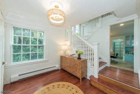 12 Melrose Place Montclair NJ 07042