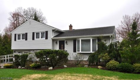 28 Jefferson Place Montvale NJ 07645