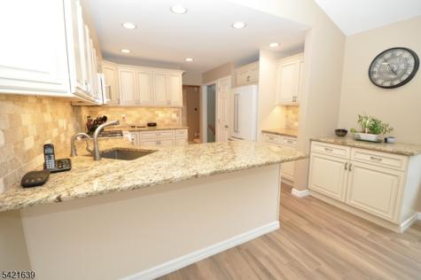 28 Jefferson Place Montvale NJ 07645
