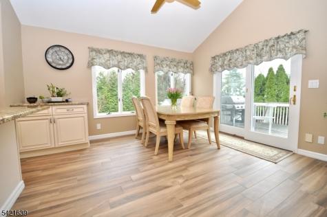 28 Jefferson Place Montvale NJ 07645