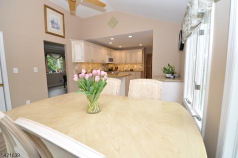 28 Jefferson Place Montvale NJ 07645