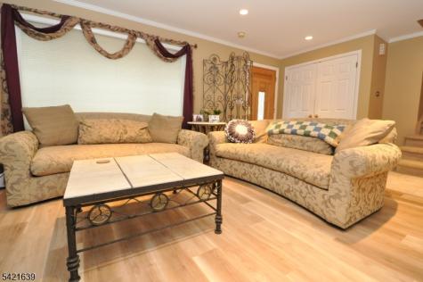 28 Jefferson Place Montvale NJ 07645