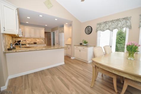 28 Jefferson Place Montvale NJ 07645
