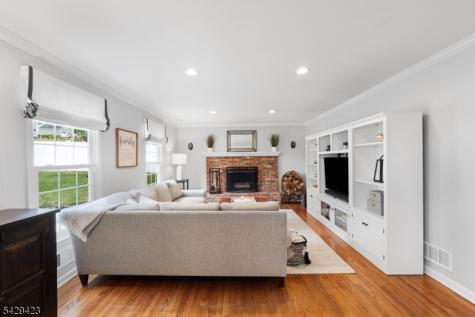 128 Cold Hill Road Mendham NJ 07945