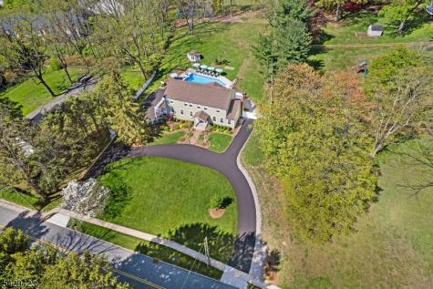 128 Cold Hill Road Mendham NJ 07945