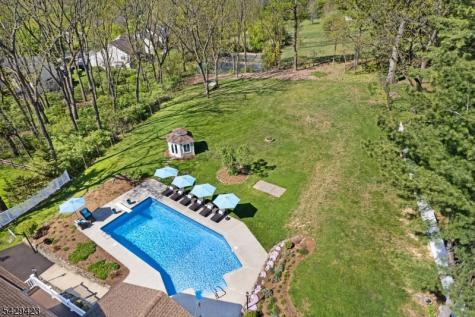 128 Cold Hill Road Mendham NJ 07945