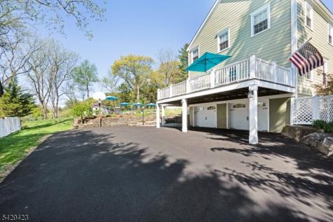 128 Cold Hill Road Mendham NJ 07945