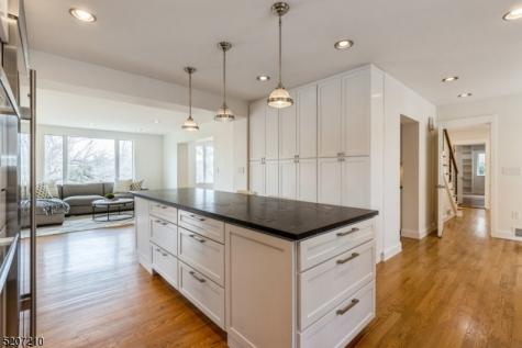 52 Kitchell Road Harding NJ 07960