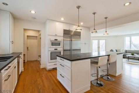 52 Kitchell Road Harding NJ 07960