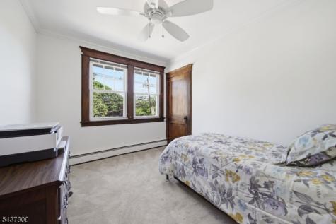 374 Diamond Bridge Avenue Hawthorne NJ 07506