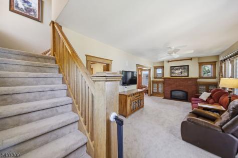 374 Diamond Bridge Avenue Hawthorne NJ 07506