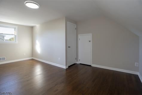 431 Sidorske Avenue Manville NJ 08835