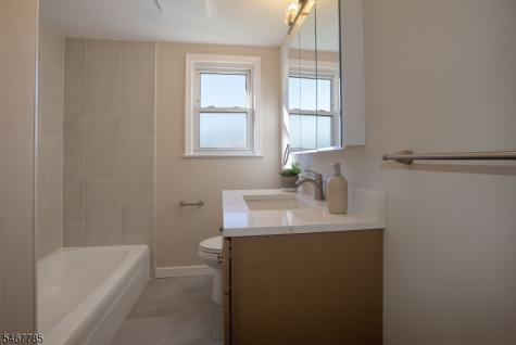 431 Sidorske Avenue Manville NJ 08835