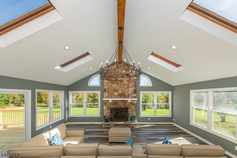 22 Lauren Lane Vernon NJ 07461