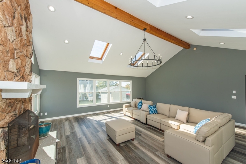 22 Lauren Lane Vernon NJ 07461