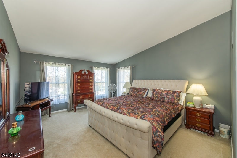 22 Lauren Lane Vernon NJ 07461