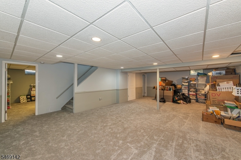 22 Lauren Lane Vernon NJ 07461