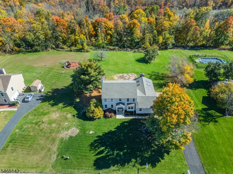 22 Lauren Lane Vernon NJ 07461