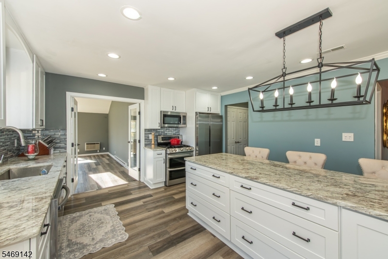 22 Lauren Lane Vernon NJ 07461