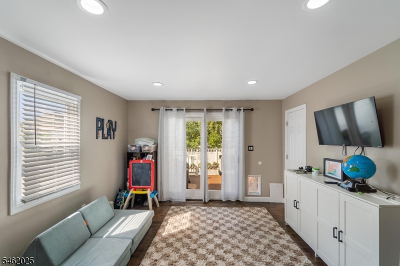 555 E Maple Avenue Woodbridge NJ 07095