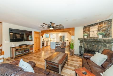 393 Lakeview Avenue Ringwood NJ 07456