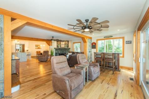393 Lakeview Avenue Ringwood NJ 07456