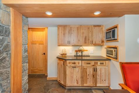 393 Lakeview Avenue Ringwood NJ 07456