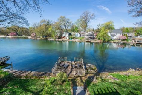 393 Lakeview Avenue Ringwood NJ 07456