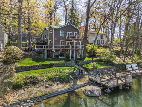 393 Lakeview Avenue Ringwood NJ 07456