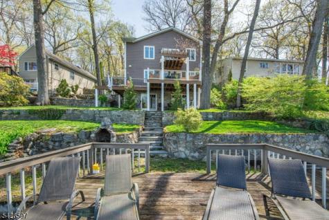 393 Lakeview Avenue Ringwood NJ 07456